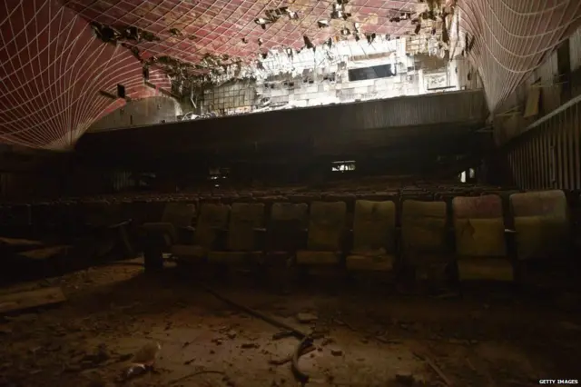 उपहार सिनेमा हॉल की बालकनी