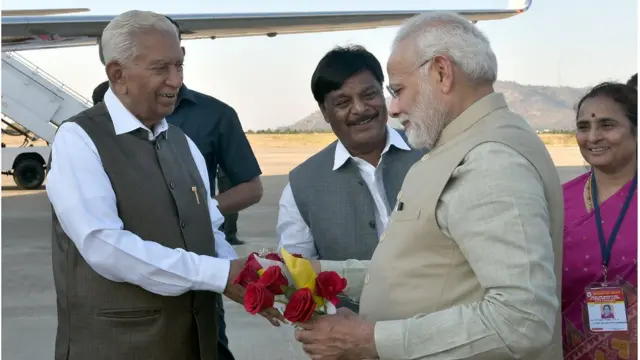 వజుభాయి వాలా, నరేంద్ర మోదీ