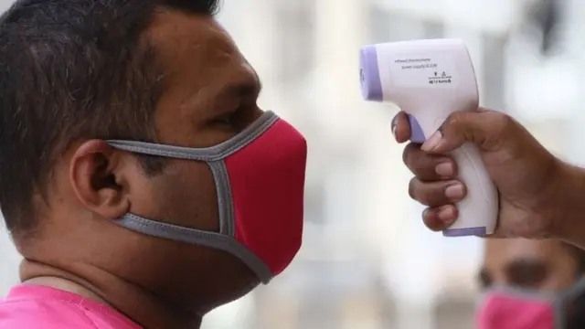 पाकिस्तान कोरोना