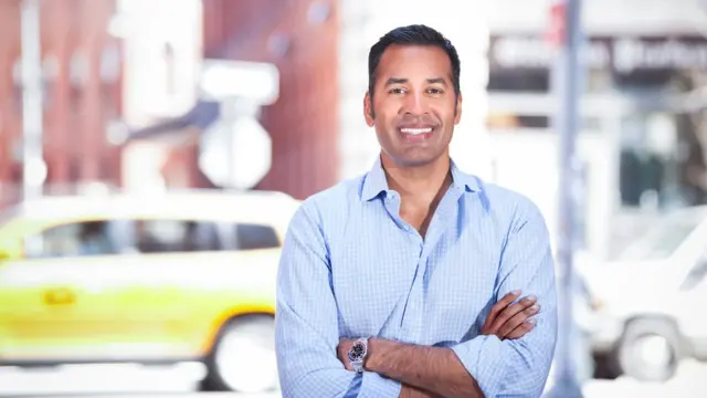 فيناي توليا