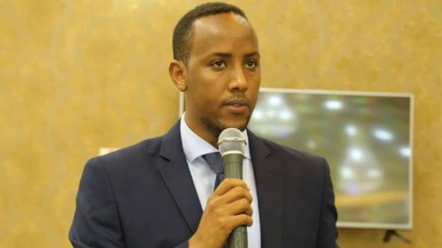 Agaasimaha warfaafinta ee madaxtooyada Soomaaliya ayaa raalli galin ka bixiyay cabashada Suxufiyiinta