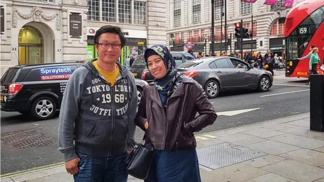 Djonny Chen, teh Ina