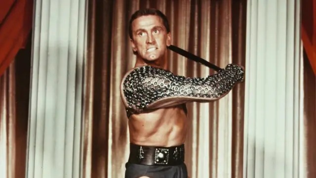 کرک داگلاس در فیلم اسپارتاکوس