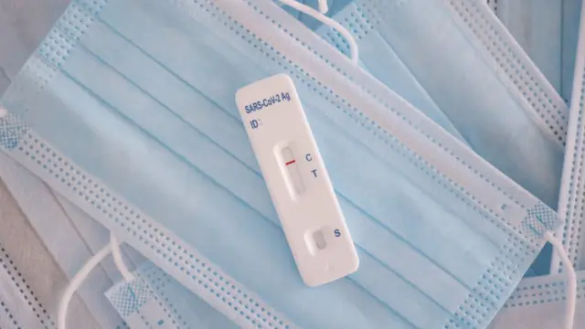 Test rapide du coronavirus