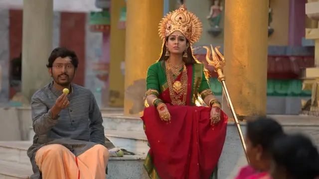 மூக்குத்தி அம்மன்: சினிமா விமர்சனம்