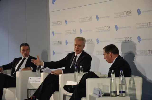 Екс-генсек НАТО Андерс Фог Расмуссен ‎та екс-голова ЦРУ Девід Петреус стали головними гостями "Українського ланчу"