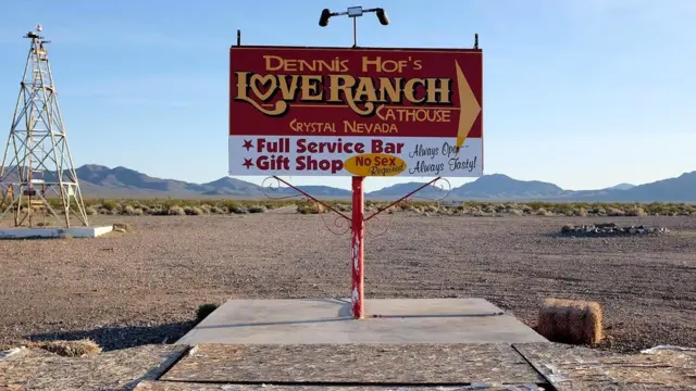 Билборд законно работающего борделя в Лас-Вегасе, штат Невада