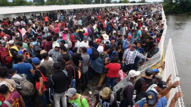 होंडुरासहून निघालेले प्रवासी