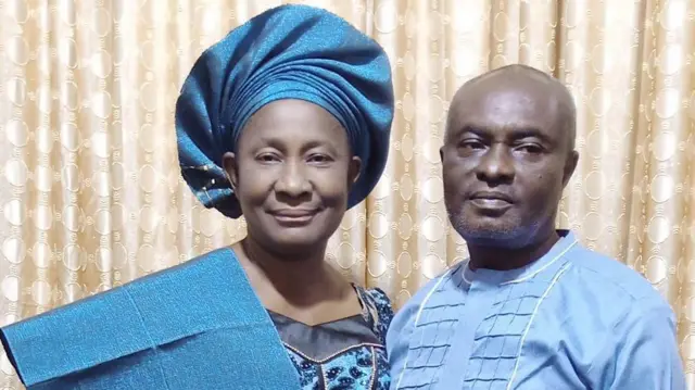 lufaa Funmilola Abraham ati ọkọ rẹ