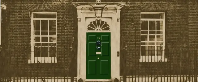 Дверь Даунинг-стрит 10