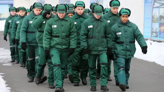 Осужденные в Колпинской колонии