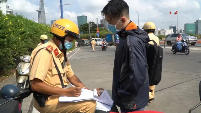 CSGT kiểm soát các loại phương tiện giao thông cơ giới đường bộ từ ngày 15/5 đến hết 14/6