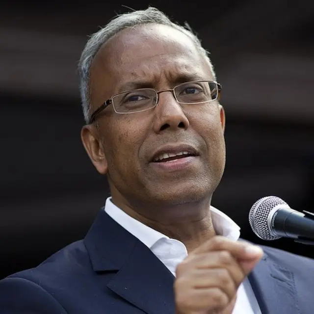 লুৎফুর রহমান, টাওয়ার হ্যামলেটসের প্রথম নির্বাচিত মেয়র।