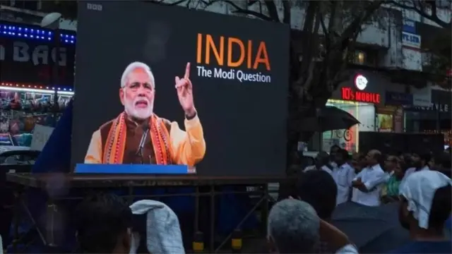 प्रतिबंध के बावजूद भारत में कई जगहों पर डॉक्यूमेंट्री को प्रदर्शित किया गया