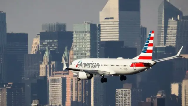 American AirlinesЛітак