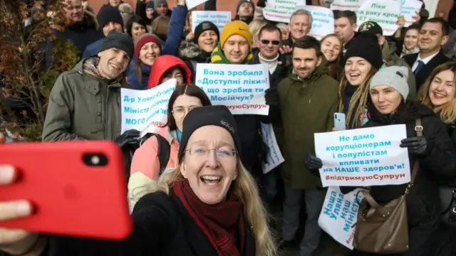 Уляна Супрун біля суду