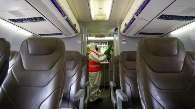 Limpieza de aviones.