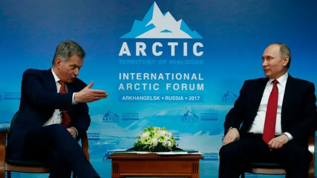 El presidente de Finlandia, Sauli Niinisto, y su par ruso, Vladimir Putin.