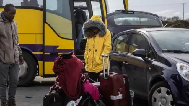 ኣፍሪቃውያን ተመሃሮ፡ ካብቶም ካብ ዩክረይን ንፖላንድ ገጾም ክሰግሩ ዝርኣዩ ዘለው እዮም