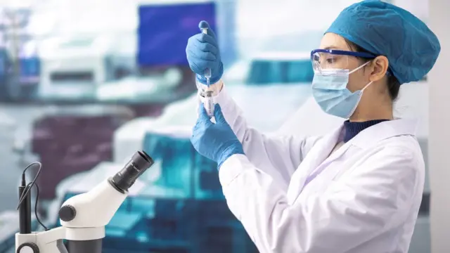مختبر طبي في الصين