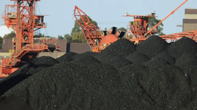 纽卡斯尔市的沃拉塔港煤矿装卸区（资料图片）