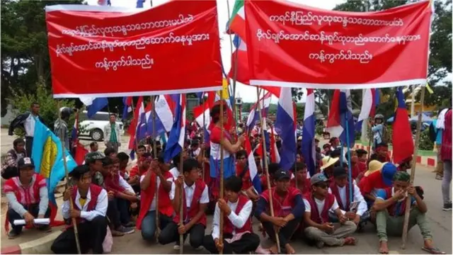 ဗိုလ်ချုပ်ကြေးရုပ်စိုက်ထူရေး အငြင်းပွားမှုပိုပြင်းထန်