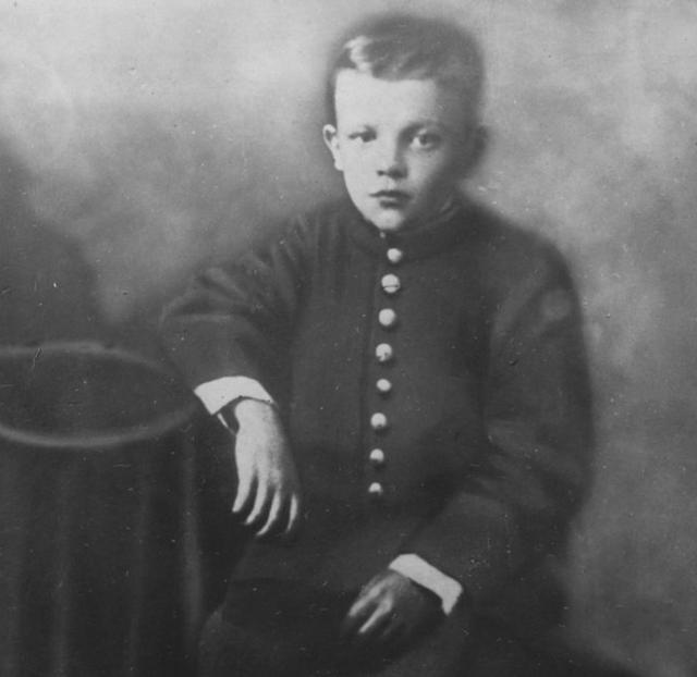 Lenin de niño en 1887.