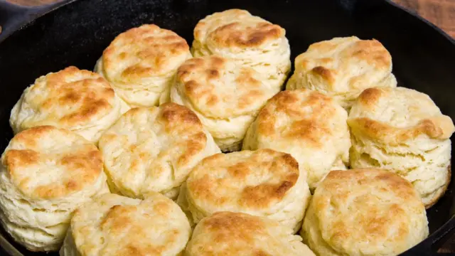 Плюшки на сковородке.