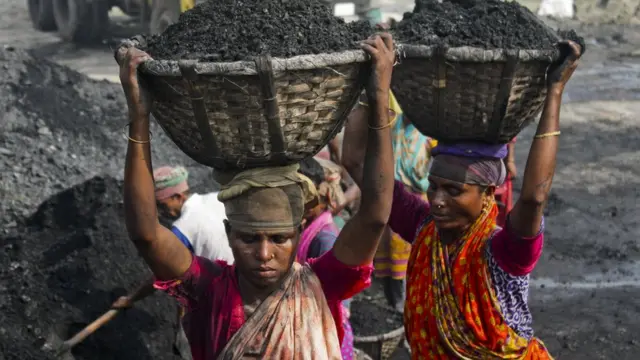 নারী শ্রমিক