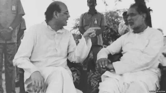 చంద్రశేఖర్‌తో వీపీ సింగ్