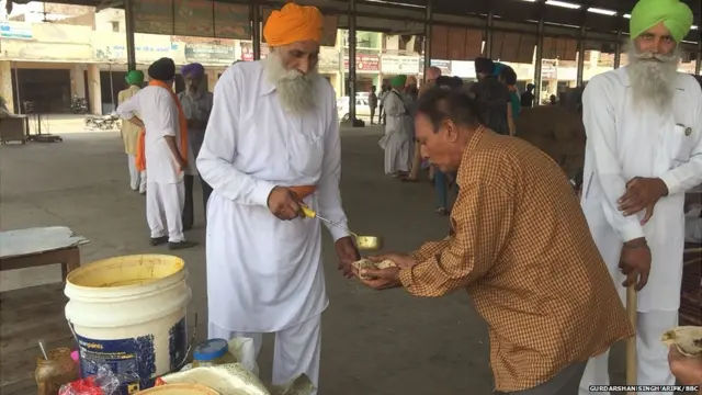 Ferozepur farmers protest mandi