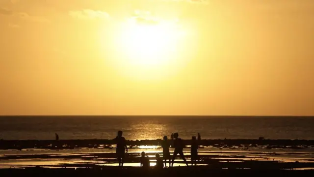 Pemerintah Australia kini menghadapi gugatan karena memperlakukan anak-anak yang terlibat penyeludupan pengungsi dengan tidak baik