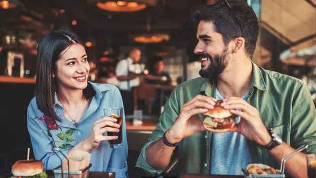 لماذا يتعين علينا أن نتحدث صراحة عن الخيانة الزوجية؟