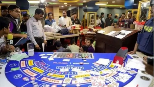 ঢাকায় ক্যাসিনোতে র‍্যাবের অভিযান