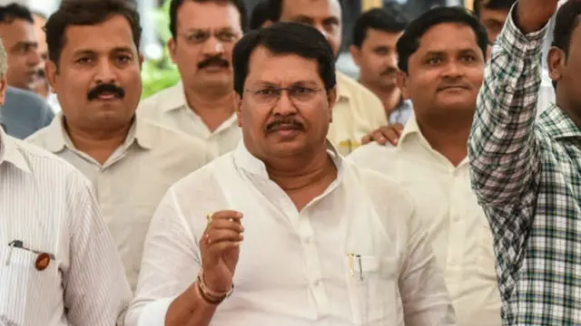 विजय वडेट्टीवार, दारुबंदी