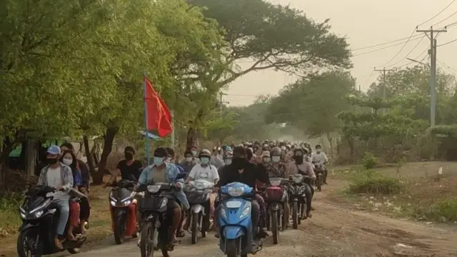 စစ်ကိုင်း ဆိုင်ကယ်သပိတ်