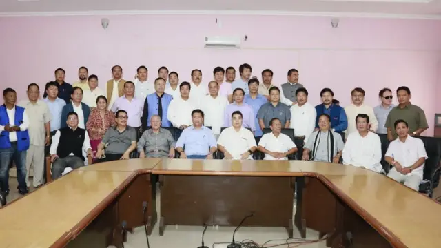 अरुणाचल प्रदेश के मुख्यमंत्री पेमा खांडू के विधायक