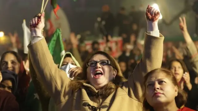 इमरान ख़ान के समर्थन