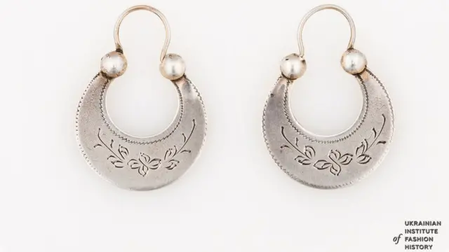 Срібні сережки "ковтки"