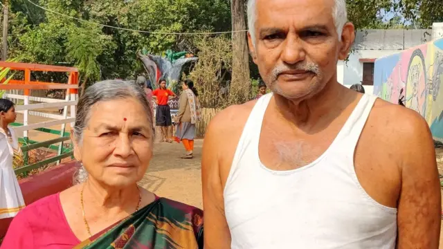 डॉ. प्रकाश आमटे आणि मंदाकिनी आमटे