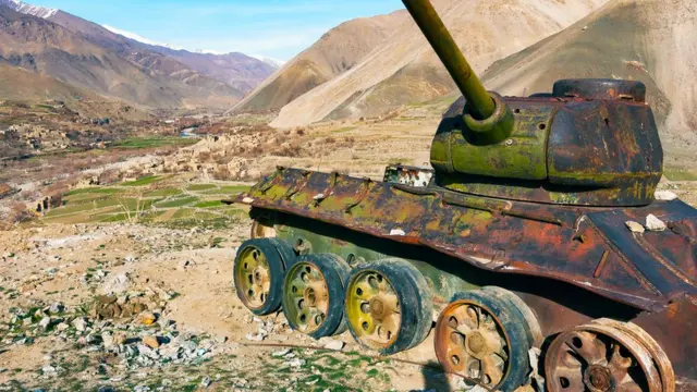 ኣብቲ ሽንጥሮ ዝርከብ ታንኪ