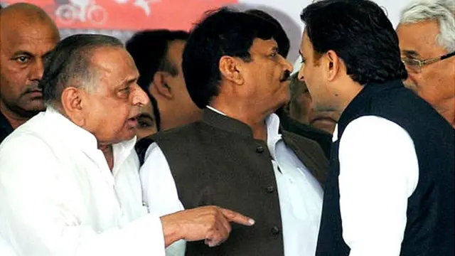 अखिलेश और मुलायम सिंह यादव