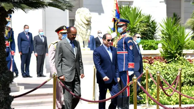 ፕረዚደንት ኢሰይያስ ምስ ፕረዚደንት ግብጺ ኣልሲሲ