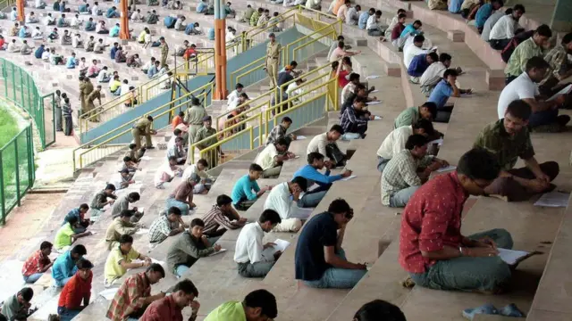 પ્રતીકાત્મક તસવીર