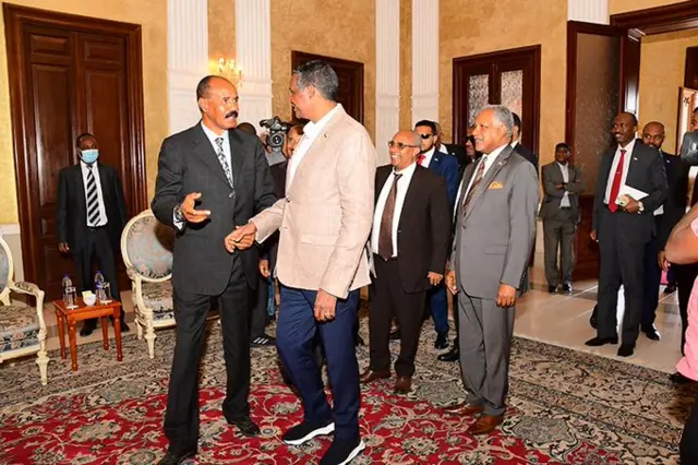 ጀነራል መሓመድ ዳጋሎ ኣብ ቤተመንግስቲ ፕረዚደንት ኢሳይያስ ኣፈወርቂ