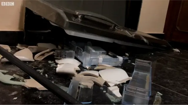 యూపీ విధ్వంసం