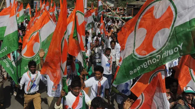 গুজরাট এবার দখলে নিতে চায় কংগ্রেস