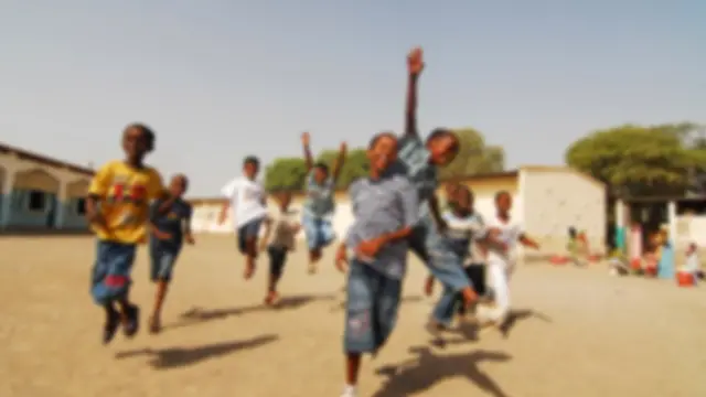 ህጻናት ሲጫወቱ