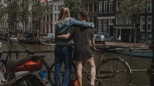 ਇਨਸਾਨ ਹਮੇਸ਼ਾਂ ਲੰਬੇ ਹੁੰਦੇ ਨਹੀਂ ਰਹਿ ਸਕਦੇ।