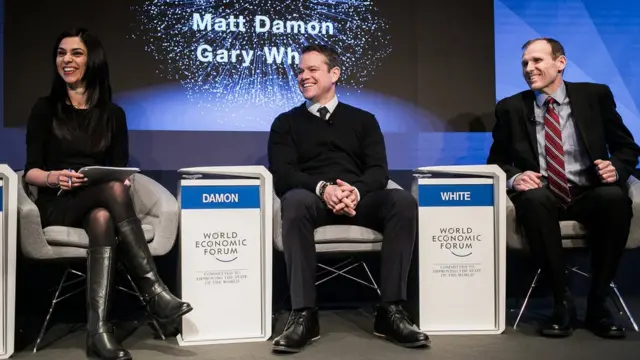 Matt Damonbet maisdebate do Forum Econômico Mundial